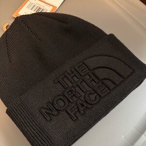 The North Face debossed logo beanie. Black. New w/ tags.